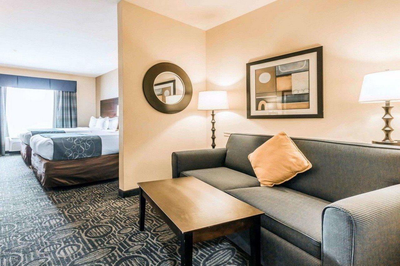 Hotel Comfort Pell I-20 Exit 158 3*